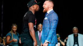 Mayweather intra IN CUSCA cu McGregor!