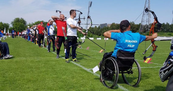 Aproximativ 25 de sportivi vor participa la Campionatul National de Tir cu Arcul Outdoor, destinat persoanelor cu dizabilitati