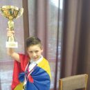 La 10 ani a castigat locul 1 la Campionatul Uniunii Europene de Sah